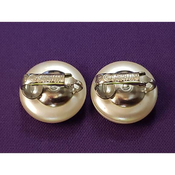 Vintage Sarah Coventry Clip On Earrings Round Off-White Faux Button Shape Pearls - Picture 5 of 9